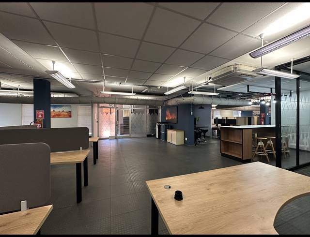 246M² OFFICE TO LET IN CENTURION CENTRAL